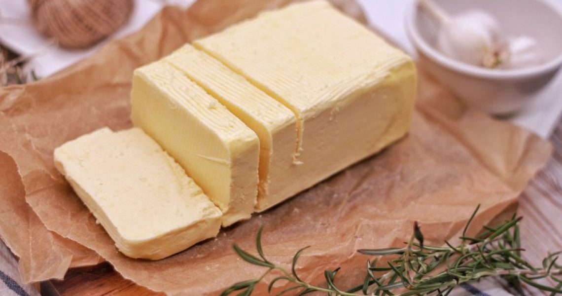 Dürfen Hunde Butter essen?